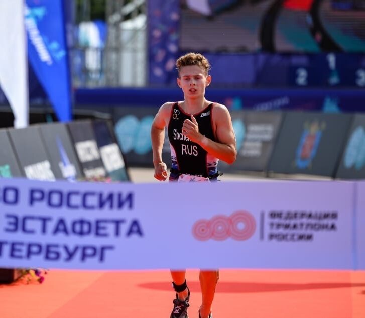 4. Щербанов Илья - спортсмен сборной Москвы по триатлону