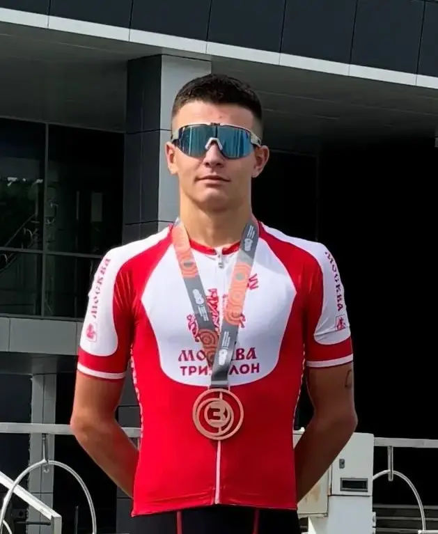 Сироткин Арсений - спортсмен сборной Москвы по триатлону